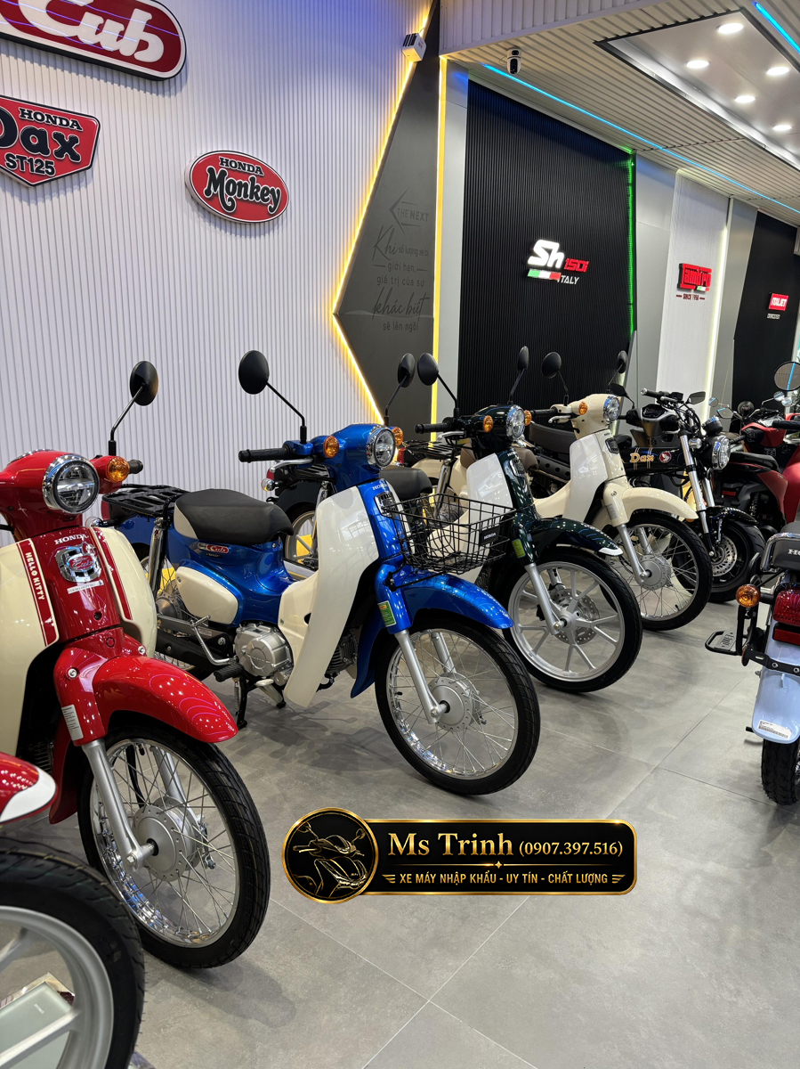 Dàn Honda Super Cub nhập Nhật – Thái nhiều màu trưng bày tại showroom CubShop Premium